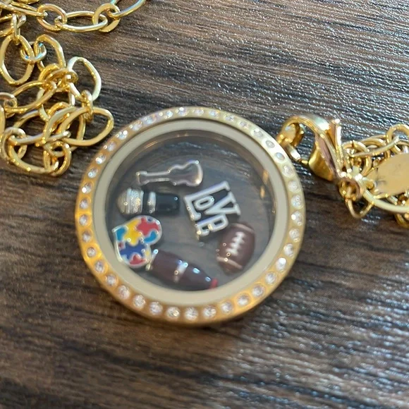 Origami Owl Charm Locket Necklace - Picture 3 of 6